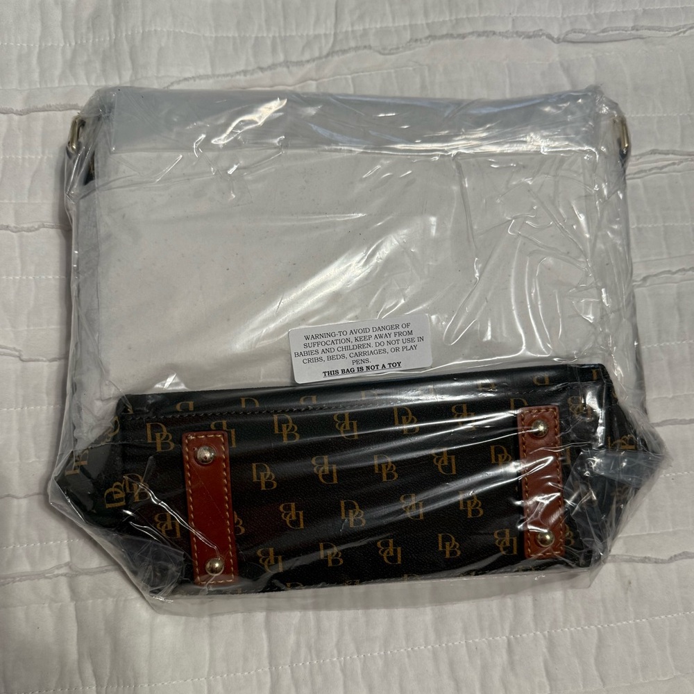 NWT Dooney & Bourke Gretta Lani Crossbody Bag with Mini Monogram Design - Picture 6 of 6